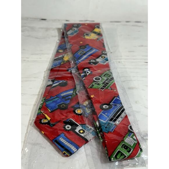 Mango Man Mens Tie Handcrafted in USA Red with Assorted Vehicles - Picture 2 of 3